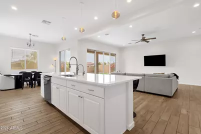 15713 W Washington Street, Goodyear, AZ 85338 - Photo 24