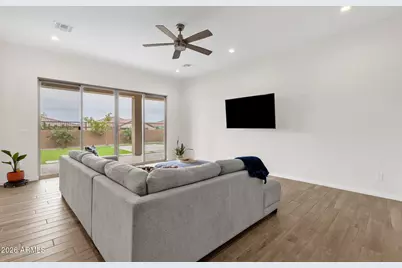 15713 W Washington Street, Goodyear, AZ 85338 - Photo 4