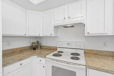 2521 W Oberlin Way, Phoenix, AZ 85085 - Photo 18