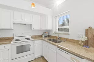 2521 W Oberlin Way, Phoenix, AZ 85085 - Photo 20