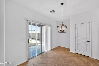 46008 W Tulip Lane, Maricopa, AZ 85139 - Photo 10