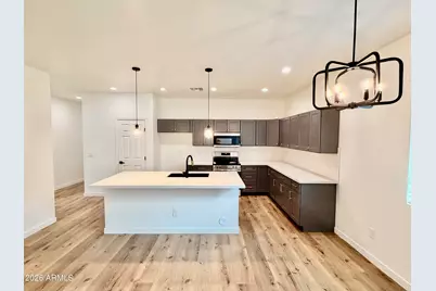 721 W Ocotillo Street, Casa Grande, AZ 85122 - Photo 2