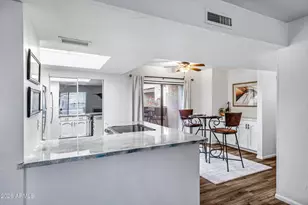 2320 N 52nd St, Phoenix, AZ 85008 - Photo 8