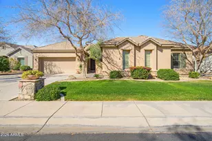 2406 E Glacier Pl, Chandler, AZ 85249 - Photo 4