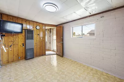 823 E Ironwood Drive, Phoenix, AZ 85020 - Photo 24