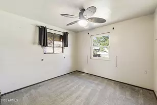 823 E Ironwood Dr, Phoenix, AZ 85020 - Photo 22