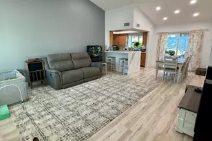 3318 E Taro Ln, Phoenix, AZ 85050 - Photo 4