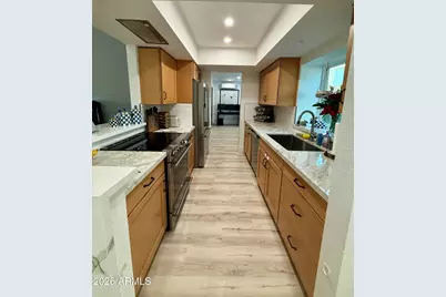 3318 E Taro Lane, Phoenix, AZ 85050 - Photo 8