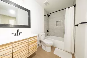 15215 N 7th Pl, Phoenix, AZ 85022 - Photo 20