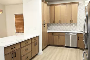 930 E Page St, Gilbert, AZ 85234 - Photo 2