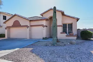 3371 W Via Del Sol Dr, Phoenix, AZ 85027 - Photo 2