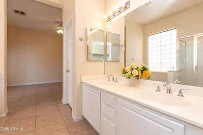3371 W Via Del Sol Drive, Phoenix, AZ 85027 - Photo 16