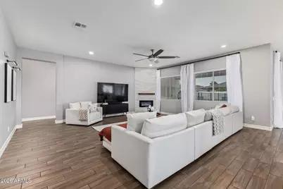 10326 E Bergeron Avenue, Mesa, AZ 85212 - Photo 4