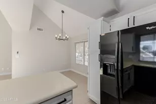 1633 E Lakeside Dr, Gilbert, AZ 85234 - Photo 8