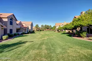 1633 E Lakeside Dr, Gilbert, AZ 85234 - Photo 36