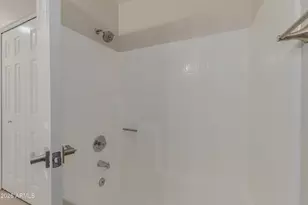 1633 E Lakeside Dr, Gilbert, AZ 85234 - Photo 20