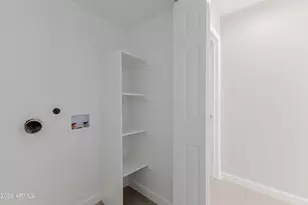 1633 E Lakeside Dr, Gilbert, AZ 85234 - Photo 20