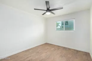 3038 N 38th St, Phoenix, AZ 85018 - Photo 16