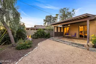 717 E Royal Palm Rd, Phoenix, AZ 85020 - Photo 26