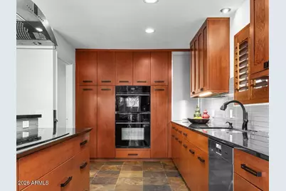 717 E Royal Palm Road, Phoenix, AZ 85020 - Photo 12