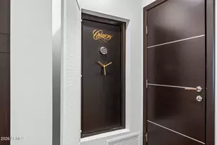 717 E Royal Palm Rd, Phoenix, AZ 85020 - Photo 34