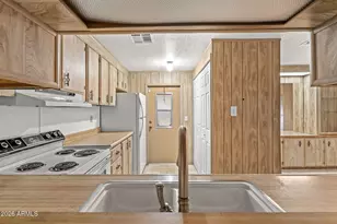 15616 N 15th Dr, Phoenix, AZ 85023 - Photo 8