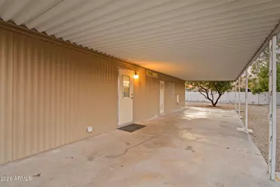 15616 N 15th Drive, Phoenix, AZ 85023 - Photo 2