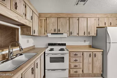 15616 N 15th Drive, Phoenix, AZ 85023 - Photo 6