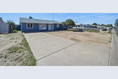 8219 E 1st Avenue, Mesa, AZ 85208 - Photo 2