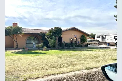 10517 W Catalina Drive, Avondale, AZ 85392 - Photo 2