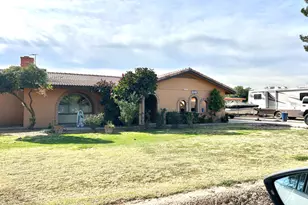 10517 W Catalina Dr, Avondale, AZ 85392 - Photo 2