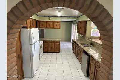 10517 W Catalina Drive, Avondale, AZ 85392 - Photo 16