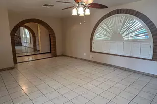 10517 W Catalina Dr, Avondale, AZ 85392 - Photo 10