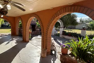 10517 W Catalina Dr, Avondale, AZ 85392 - Photo 32