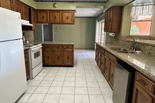 10517 W Catalina Dr, Avondale, AZ 85392 - Photo 18