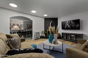 320 E Geneva Dr, Tempe, AZ 85282 - Photo 4