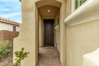 13735 W Amaranth Street, Peoria, AZ 85383 - Photo 2