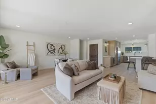 7637 E Thornwood Dr, Scottsdale, AZ 85251 - Photo 8