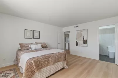 7637 E Thornwood Drive, Scottsdale, AZ 85251 - Photo 16