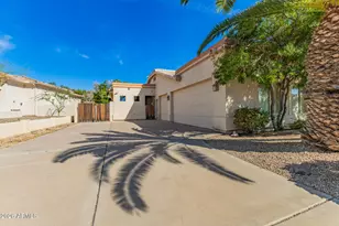 3342 E Suncrest Ct, Phoenix, AZ 85044 - Photo 4