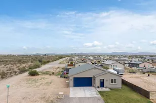 470 Guskin Rd, Morristown, AZ 85342 - Photo 4