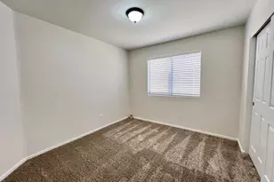 3200 S Cascade Pl, Chandler, AZ 85248 - Photo 12