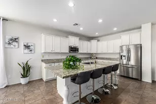 2740 E Rakestraw Ln, Gilbert, AZ 85298 - Photo 18