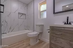 3035 E Heatherbrae Dr, Phoenix, AZ 85016 - Photo 12