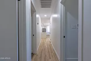 3035 E Heatherbrae Dr, Phoenix, AZ 85016 - Photo 8