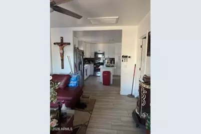 547 W Mahoney Avenue, Mesa, AZ 85210 - Photo 2