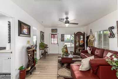 547 W Mahoney Avenue, Mesa, AZ 85210 - Photo 4