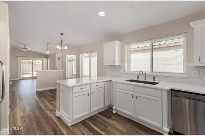 16630 N 35th Street, Phoenix, AZ 85032 - Photo 10