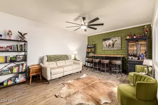 617 E Ellis Dr, Tempe, AZ 85282 - Photo 6