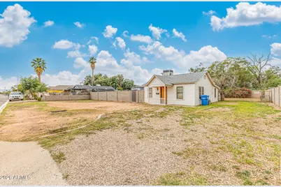 2230 N 27th Place, Phoenix, AZ 85008 - Photo 4